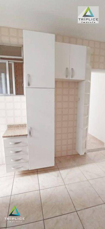 Apartamento à venda com 2 quartos, 72m² - Foto 12