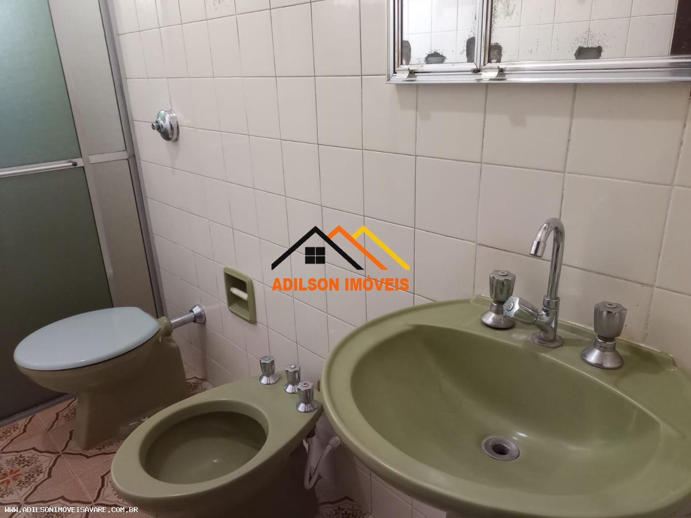 Casa à venda com 2 quartos, 300m² - Foto 11