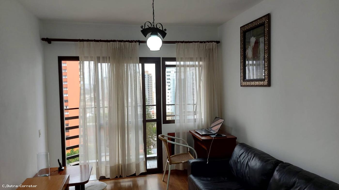 Apartamento à venda com 1 quarto, 50m² - Foto 1