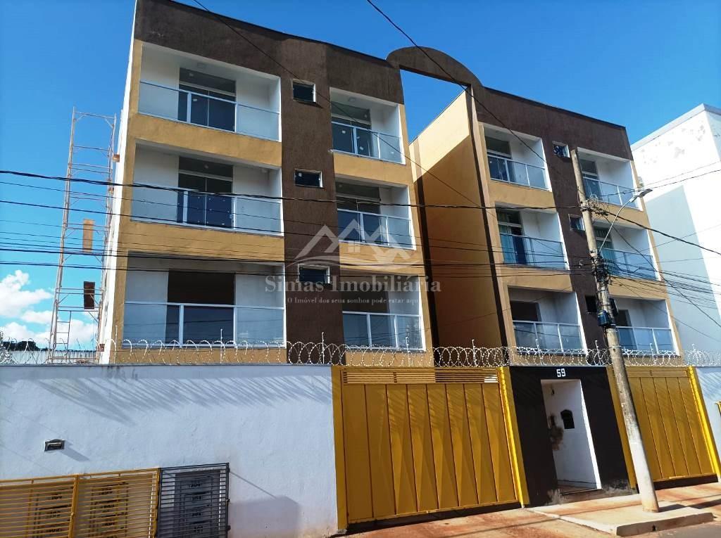 Apartamento à venda com 3 quartos, 80m² - Foto 1