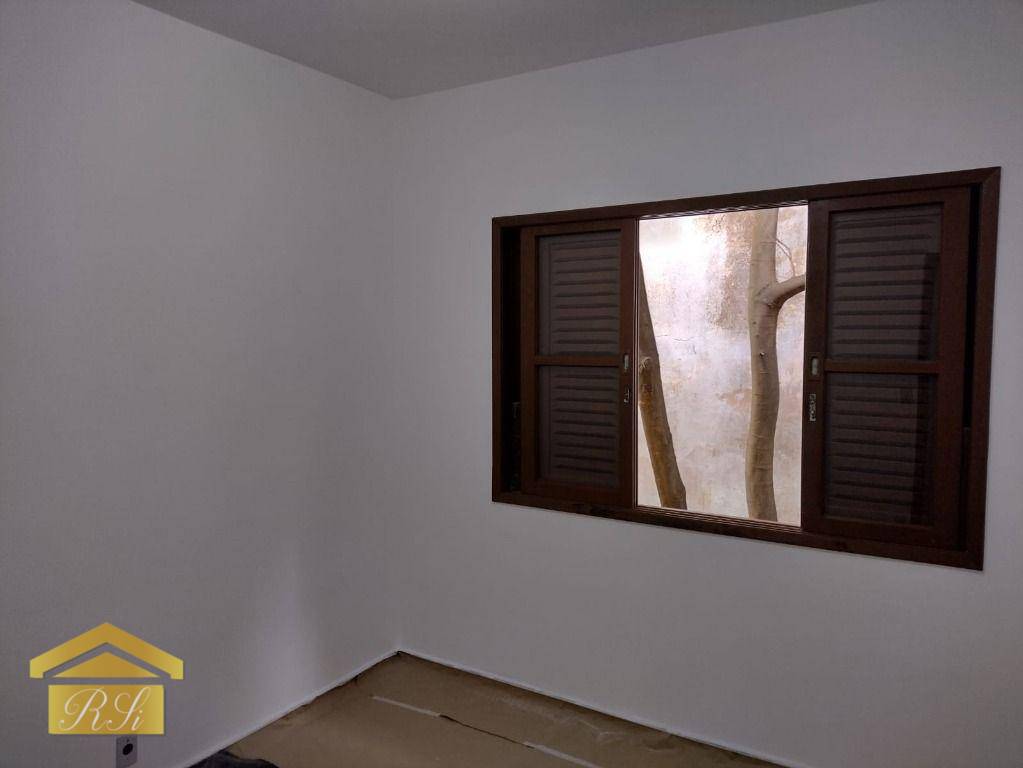 Sobrado para alugar com 3 quartos, 200m² - Foto 8