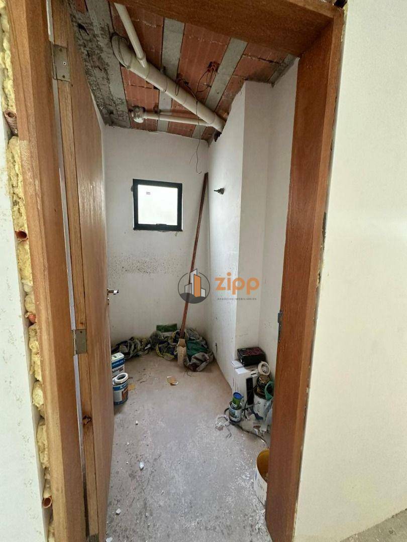 Sobrado à venda com 3 quartos, 256m² - Foto 8