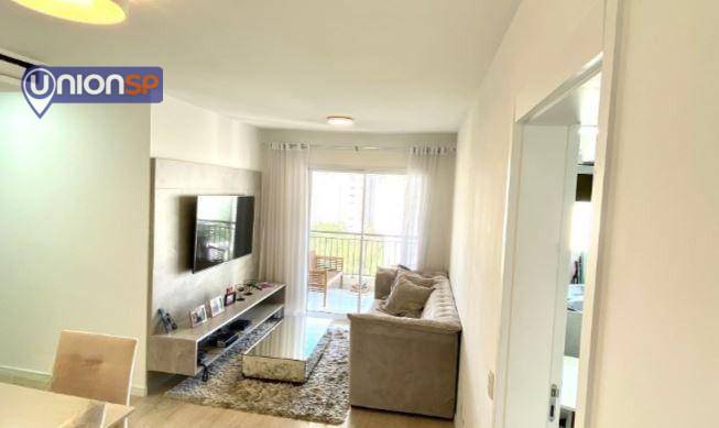 Apartamento à venda com 2 quartos, 69m² - Foto 1