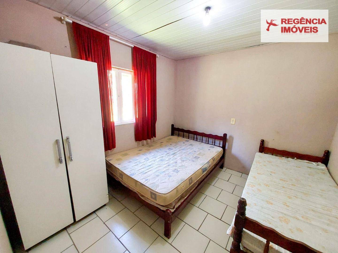 Casa à venda com 2 quartos, 60m² - Foto 10