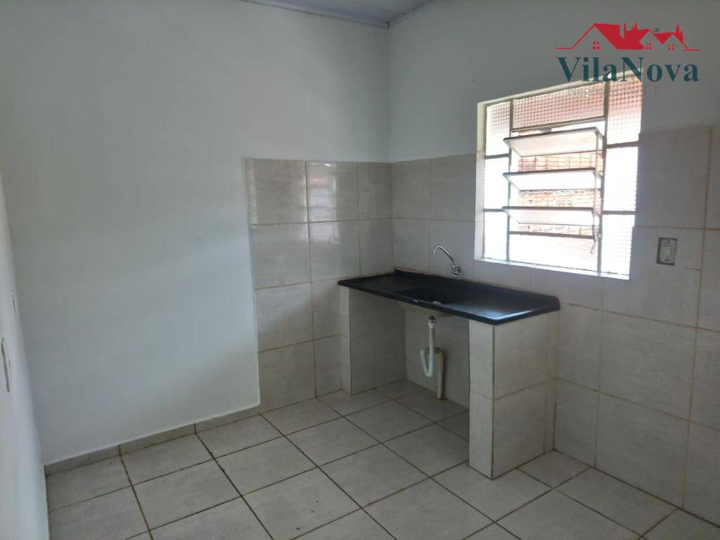 Casa à venda com 2 quartos, 70m² - Foto 15