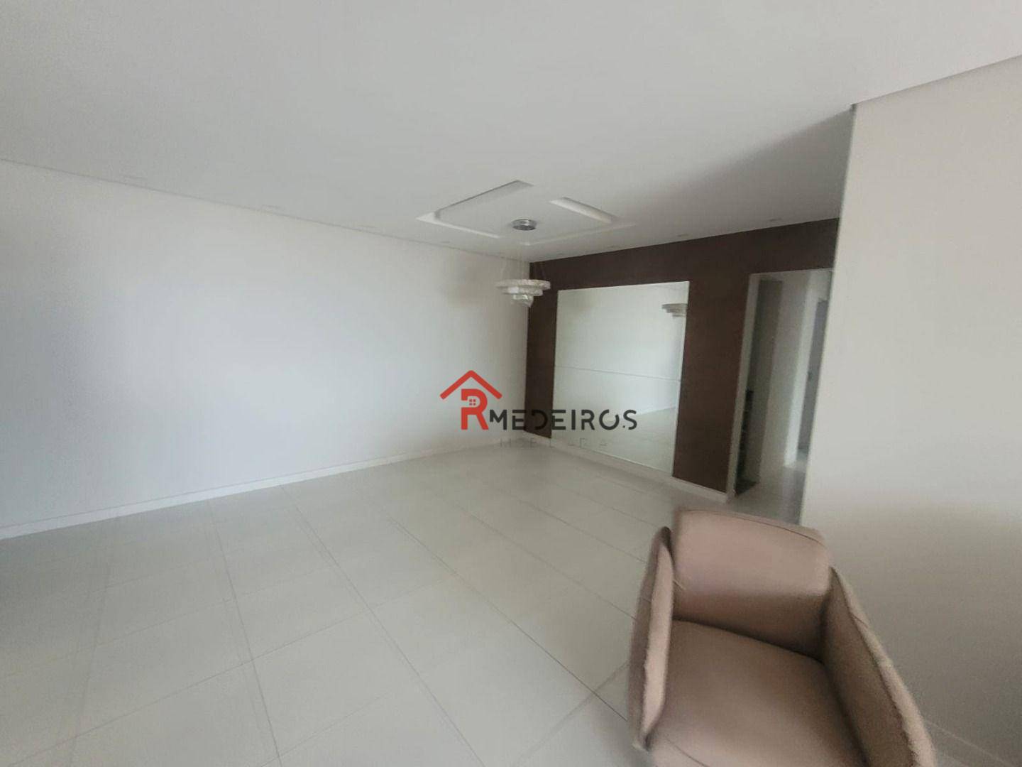 Apartamento à venda com 3 quartos, 152m² - Foto 4