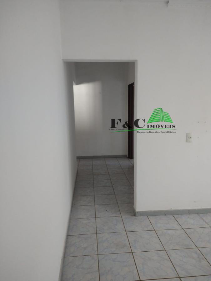 Casa à venda com 2 quartos, 250m² - Foto 17