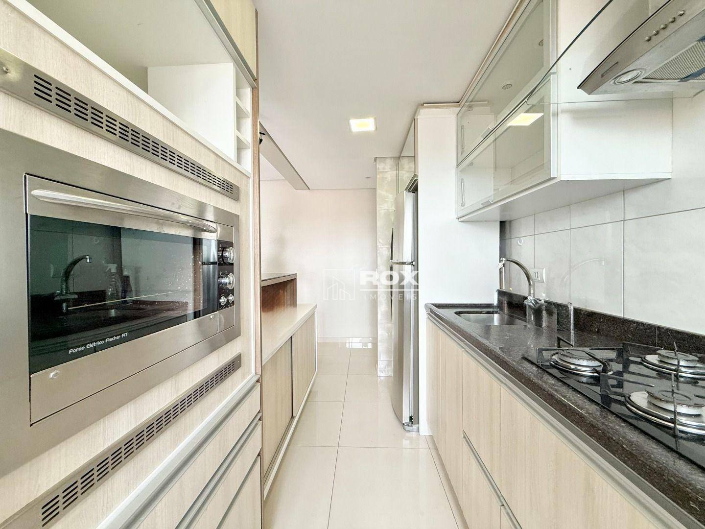 Apartamento à venda com 2 quartos, 75m² - Foto 12