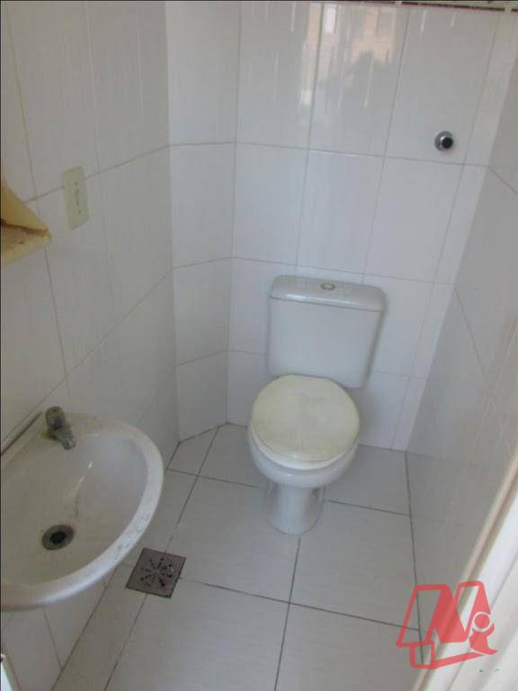 Apartamento à venda com 2 quartos, 67m² - Foto 12