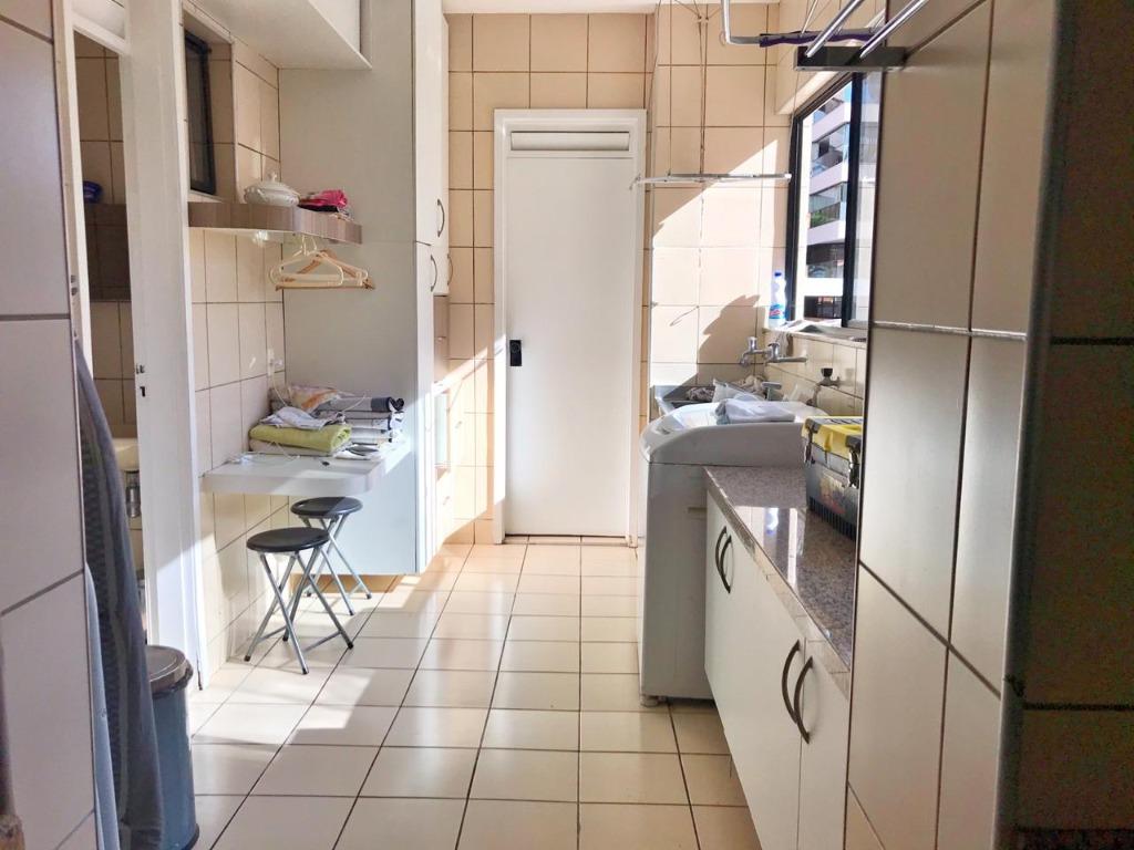 Apartamento à venda com 4 quartos, 275m² - Foto 21