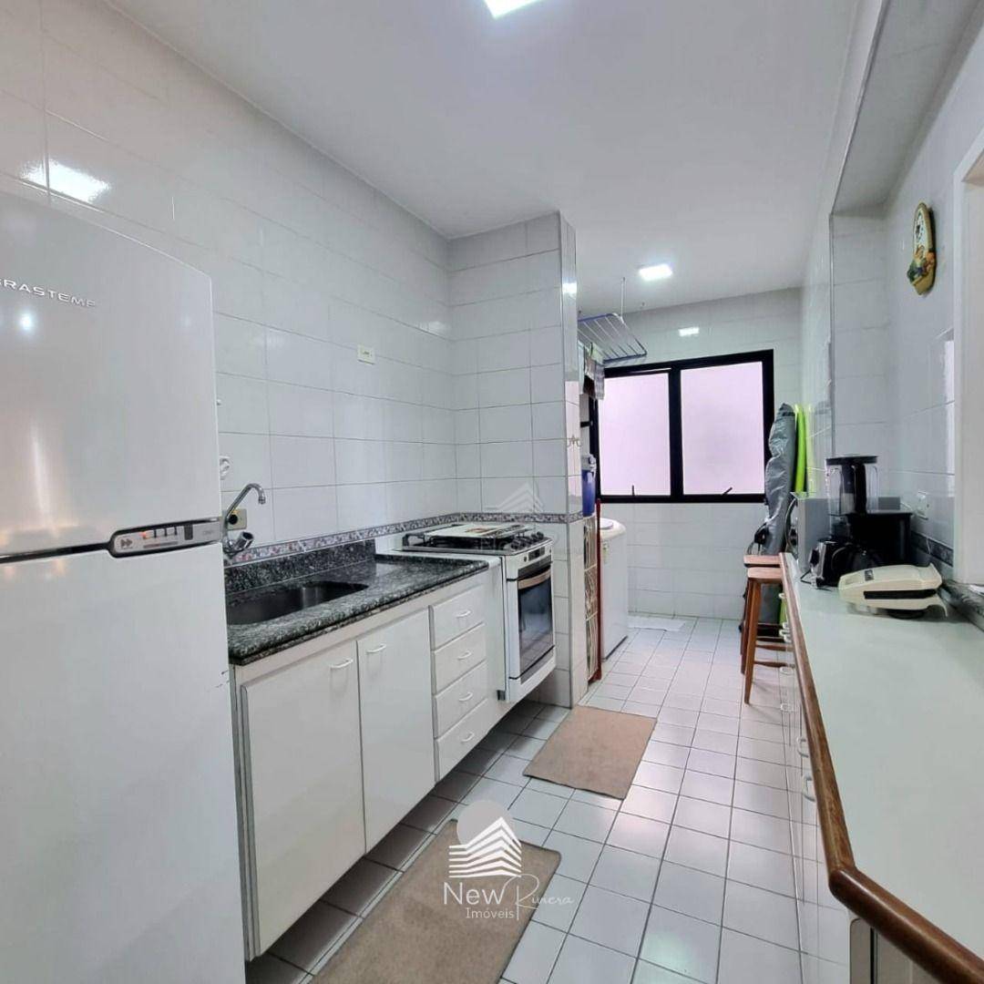 Apartamento para alugar com 2 quartos, 110m² - Foto 4