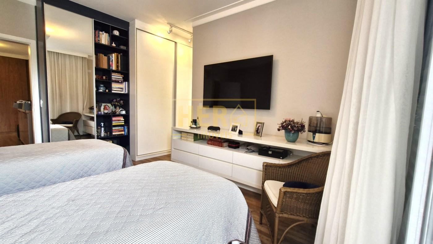 Casa de Condomínio à venda com 4 quartos, 270m² - Foto 8