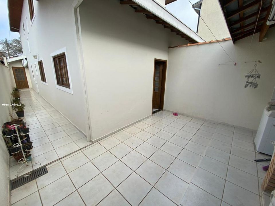 Casa à venda com 3 quartos, 130m² - Foto 8