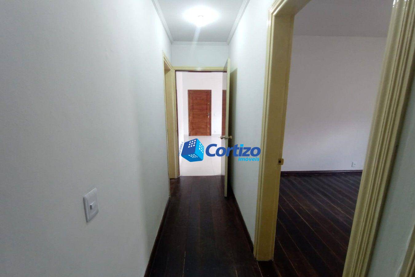 Casa para alugar com 3 quartos, 200M2 - Foto 13
