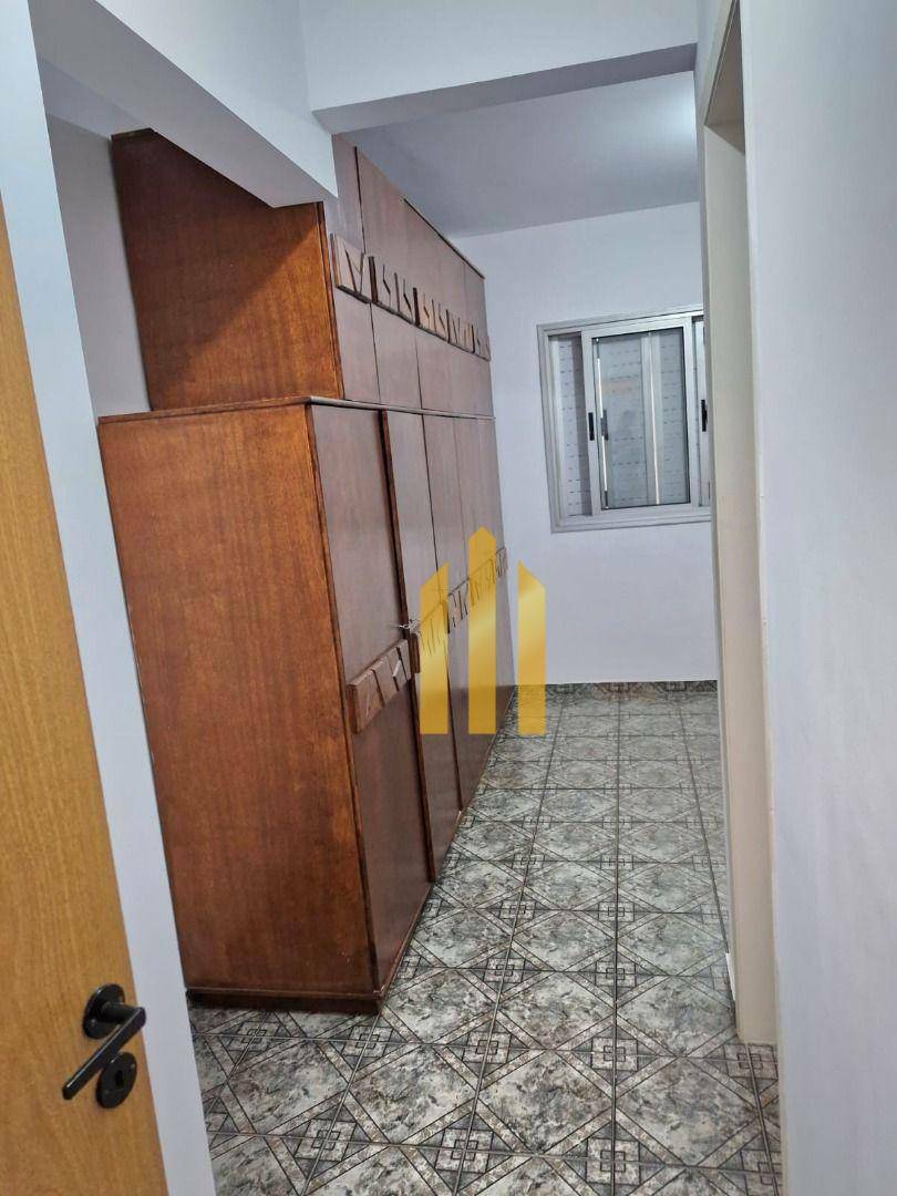 Apartamento para alugar com 3 quartos, 65m² - Foto 13