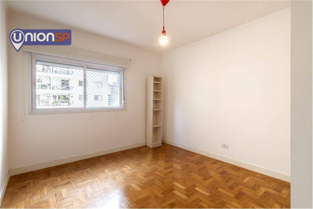 Apartamento à venda com 2 quartos, 68m² - Foto 13