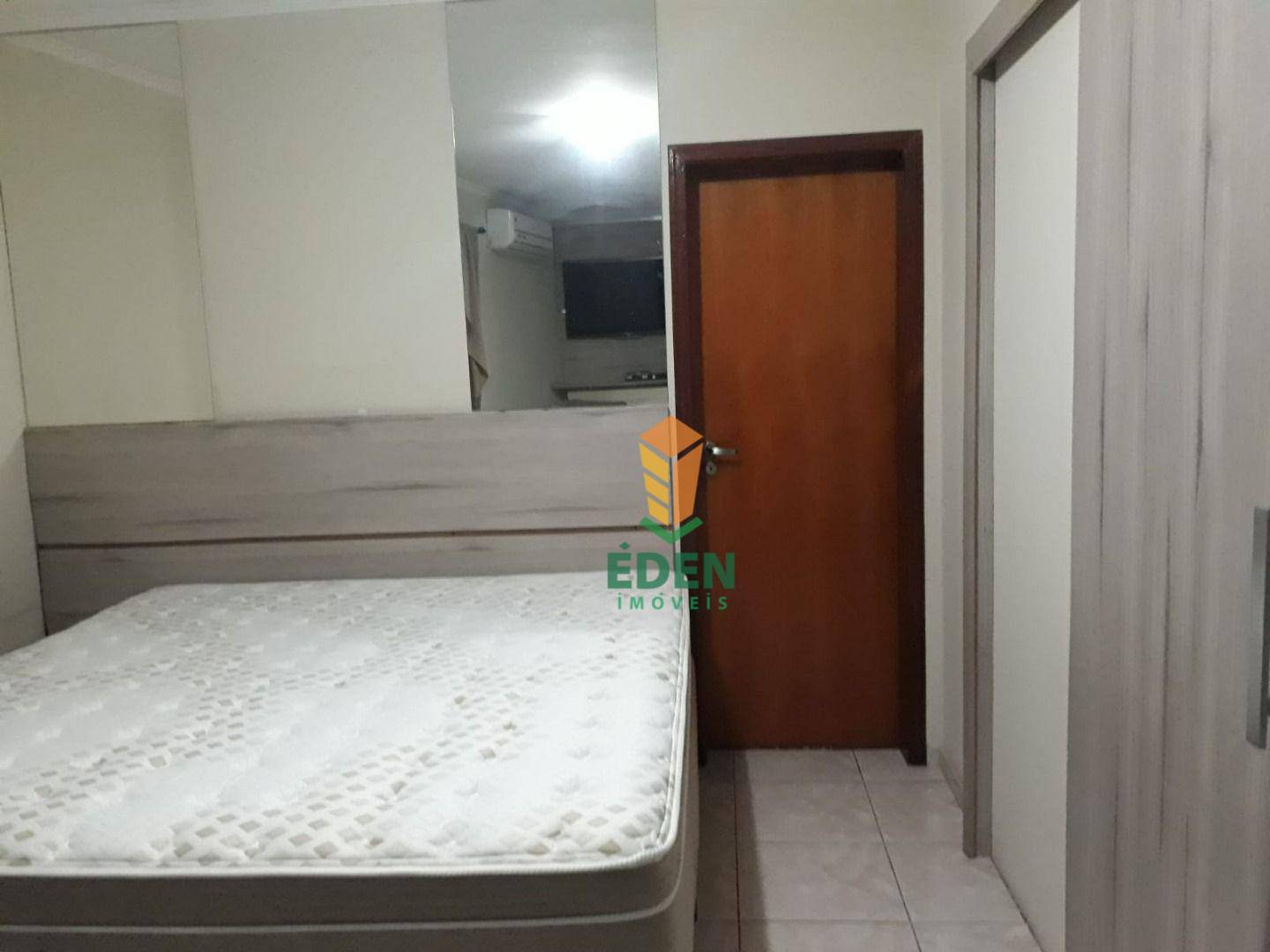 Casa à venda com 3 quartos, 309m² - Foto 10