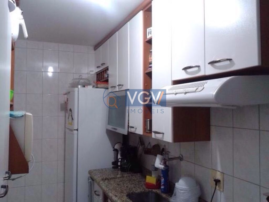 Apartamento à venda com 2 quartos, 52m² - Foto 3