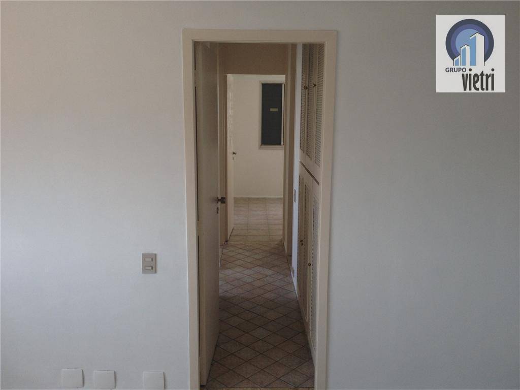 Apartamento à venda com 3 quartos, 75m² - Foto 5