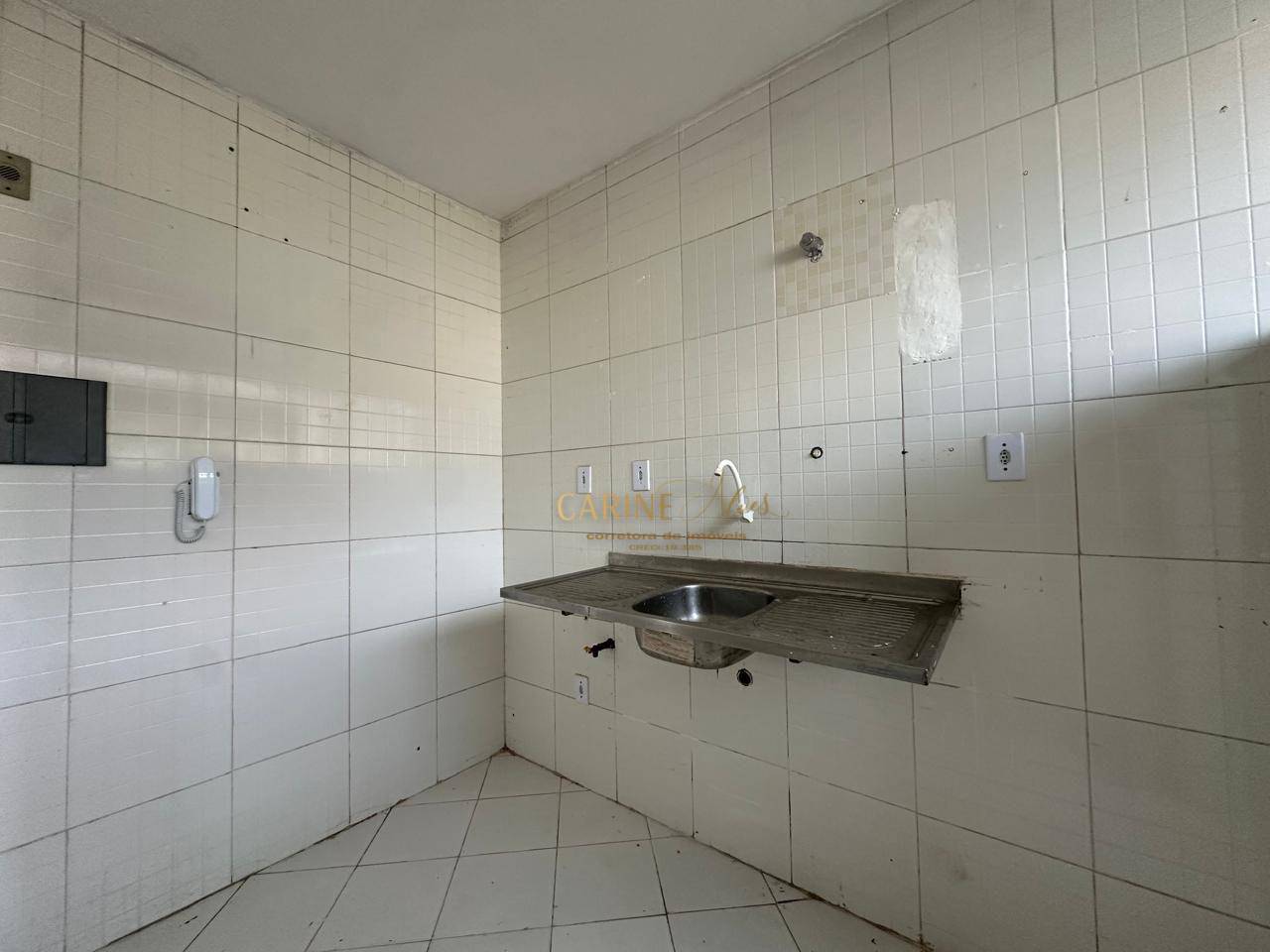 Apartamento para alugar com 2 quartos, 75m² - Foto 14