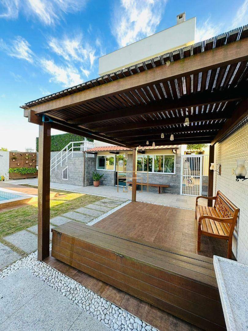 Casa de Condomínio à venda com 3 quartos, 400m² - Foto 7