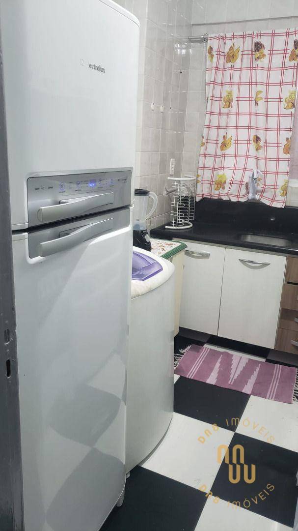 Apartamento à venda com 2 quartos, 75m² - Foto 8