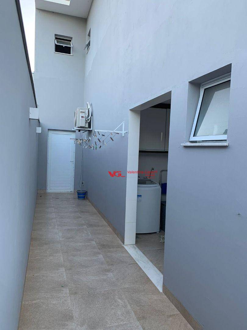 Casa à venda com 3 quartos, 138m² - Foto 14