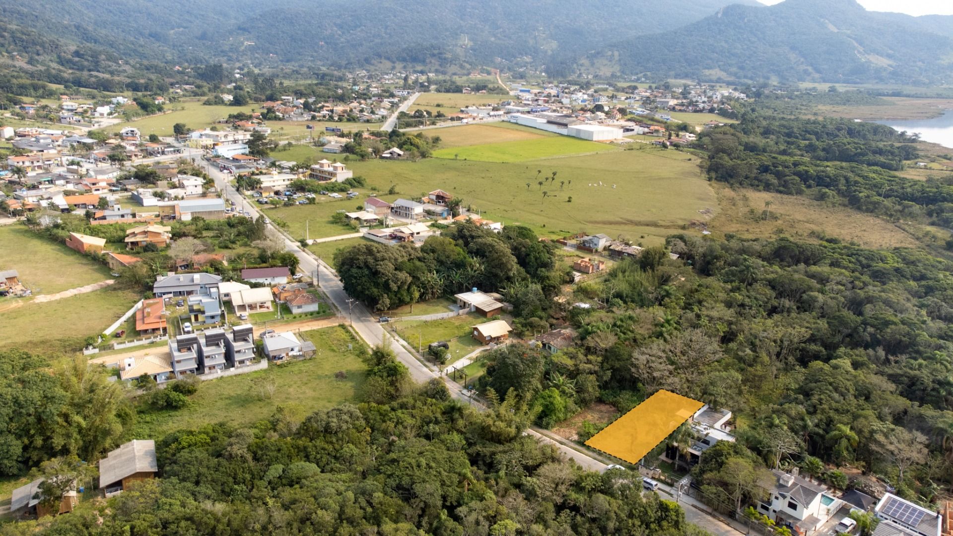 Terreno à venda, 362M2 - Foto 1