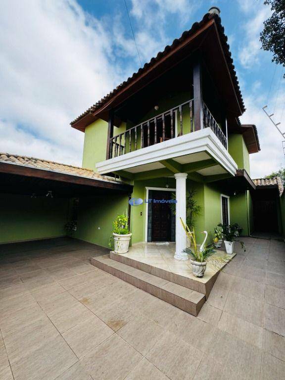 Sobrado, 4 quartos, 260 m² - Foto 1