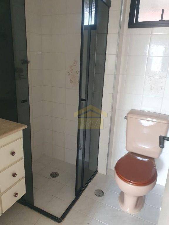 Apartamento à venda com 2 quartos, 65m² - Foto 11