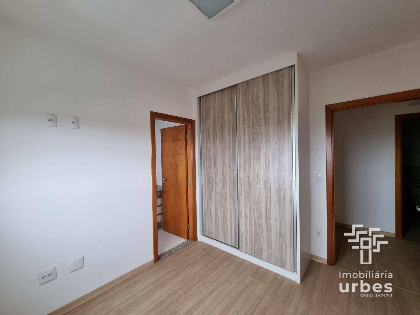 Apartamento à venda com 3 quartos, 153m² - Foto 25