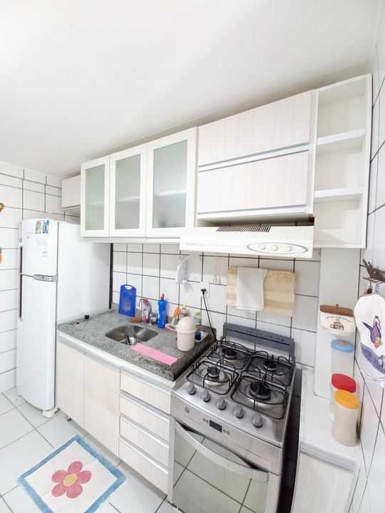 Apartamento à venda com 3 quartos, 98m² - Foto 8