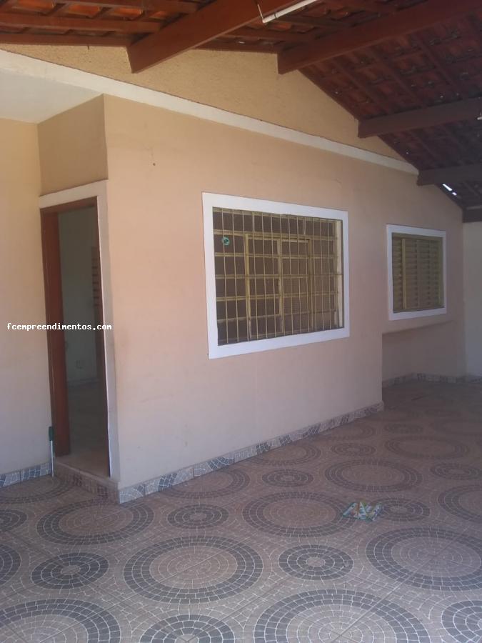 Casa à venda com 4 quartos, 200m² - Foto 20