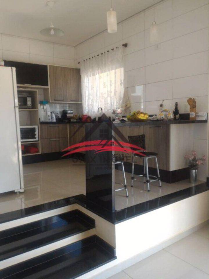 Casa de Condomínio à venda com 4 quartos, 600m² - Foto 9