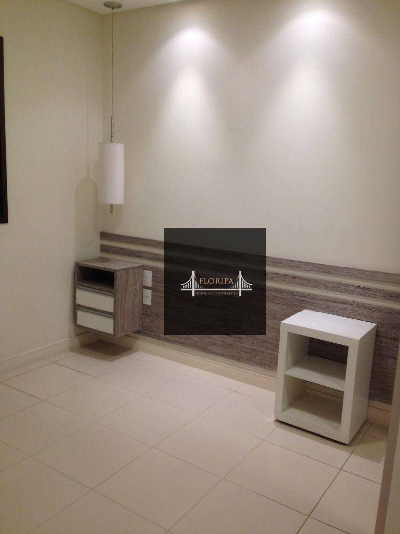 Apartamento à venda com 2 quartos, 70m² - Foto 17