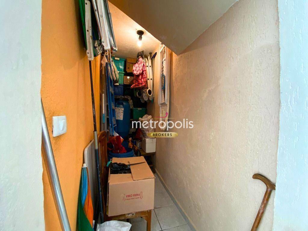 Sobrado à venda com 6 quartos, 280m² - Foto 35