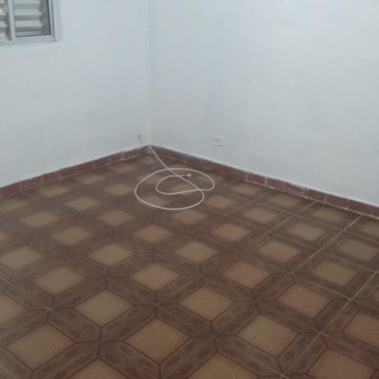 Casa para alugar com 1 quarto, 40m² - Foto 4