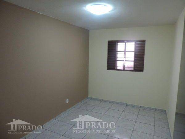 Casa à venda com 3 quartos, 196m² - Foto 18