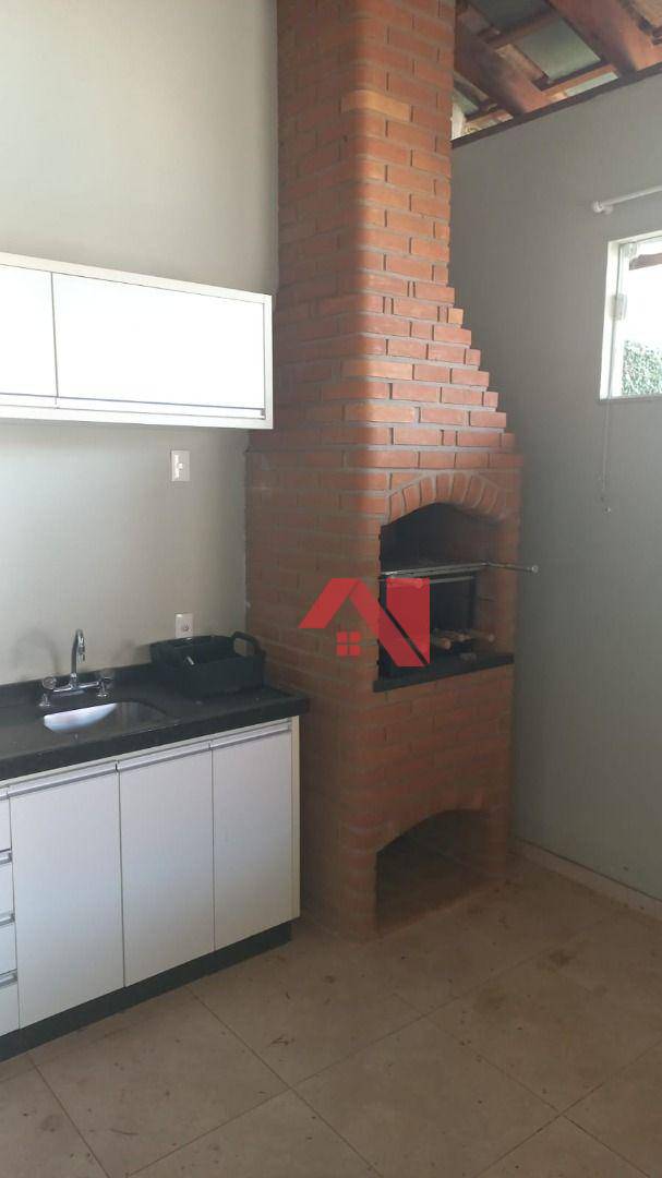 Casa à venda com 2 quartos, 200m² - Foto 11