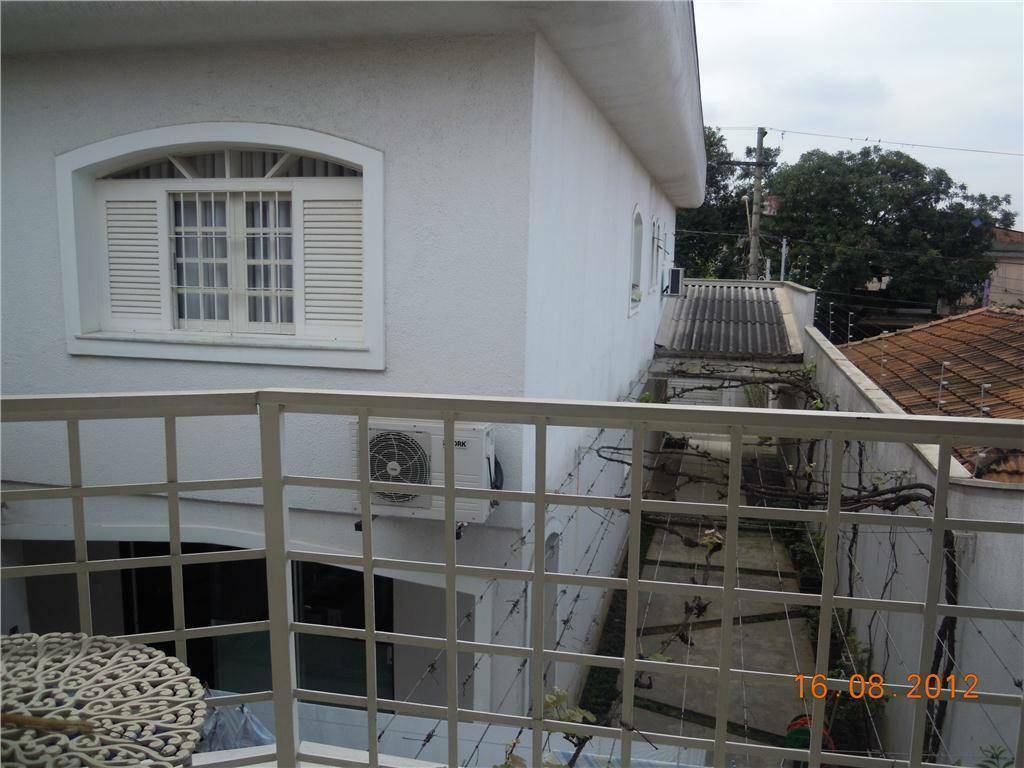 Sobrado à venda com 3 quartos, 250m² - Foto 2