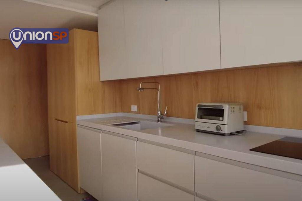 Apartamento à venda com 3 quartos, 180m² - Foto 5