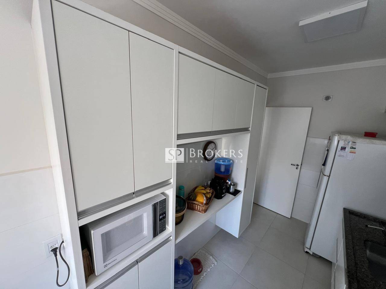 Apartamento à venda com 3 quartos, 76m² - Foto 4