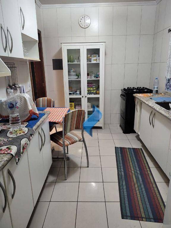 Apartamento à venda com 3 quartos, 93m² - Foto 7