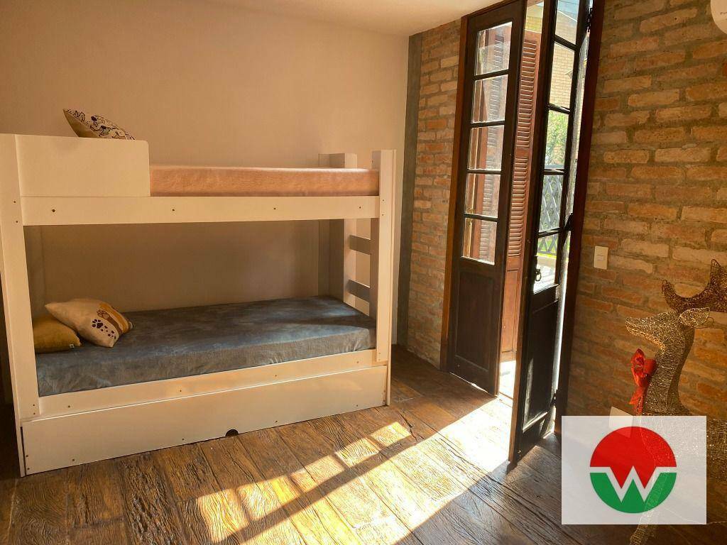 Casa de Condomínio à venda com 4 quartos, 290m² - Foto 6