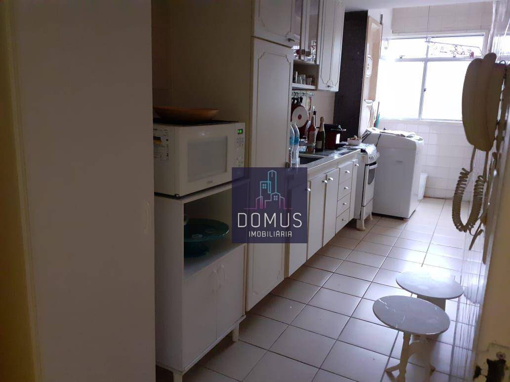 Apartamento à venda com 2 quartos, 68m² - Foto 5