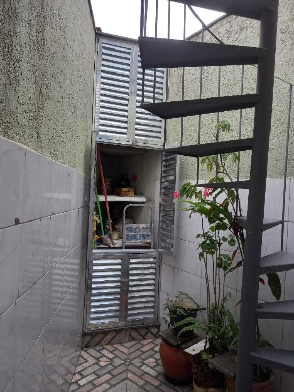 Sobrado à venda com 4 quartos, 228m² - Foto 157