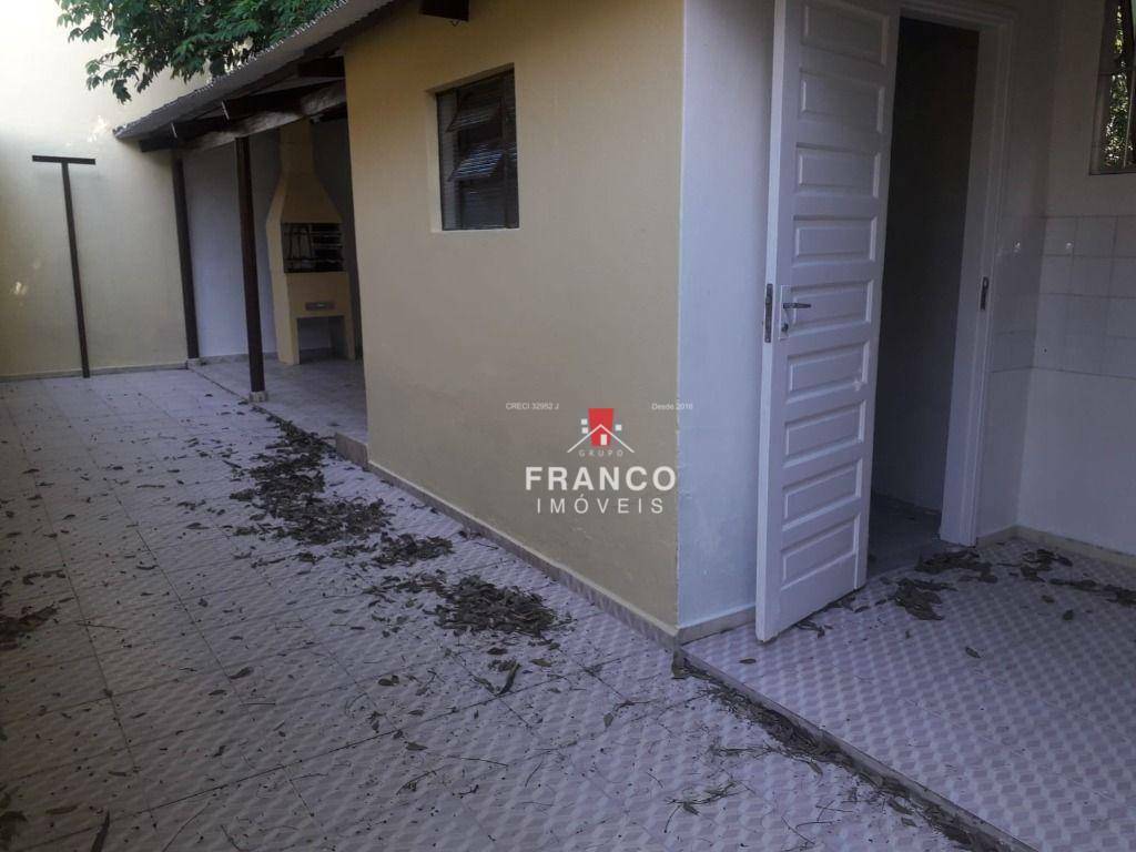 Casa à venda com 3 quartos, 146m² - Foto 18