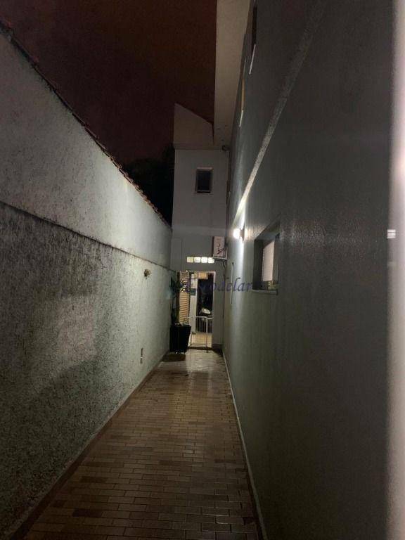 Sobrado à venda com 3 quartos, 240m² - Foto 17