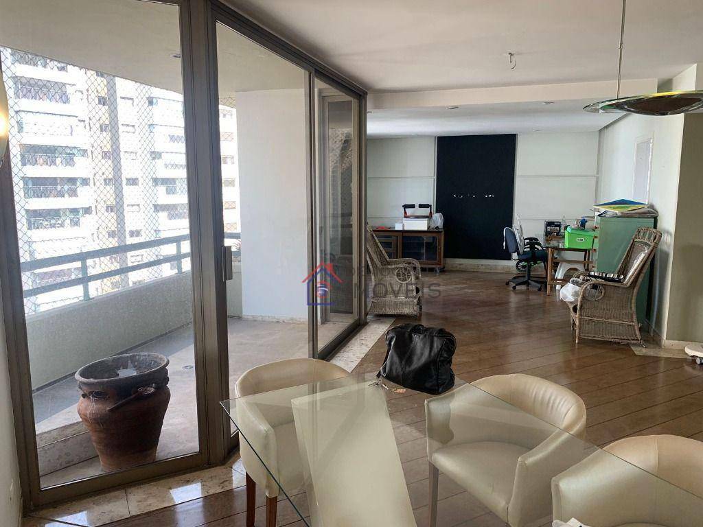 Apartamento à venda e aluguel com 4 quartos, 240m² - Foto 3