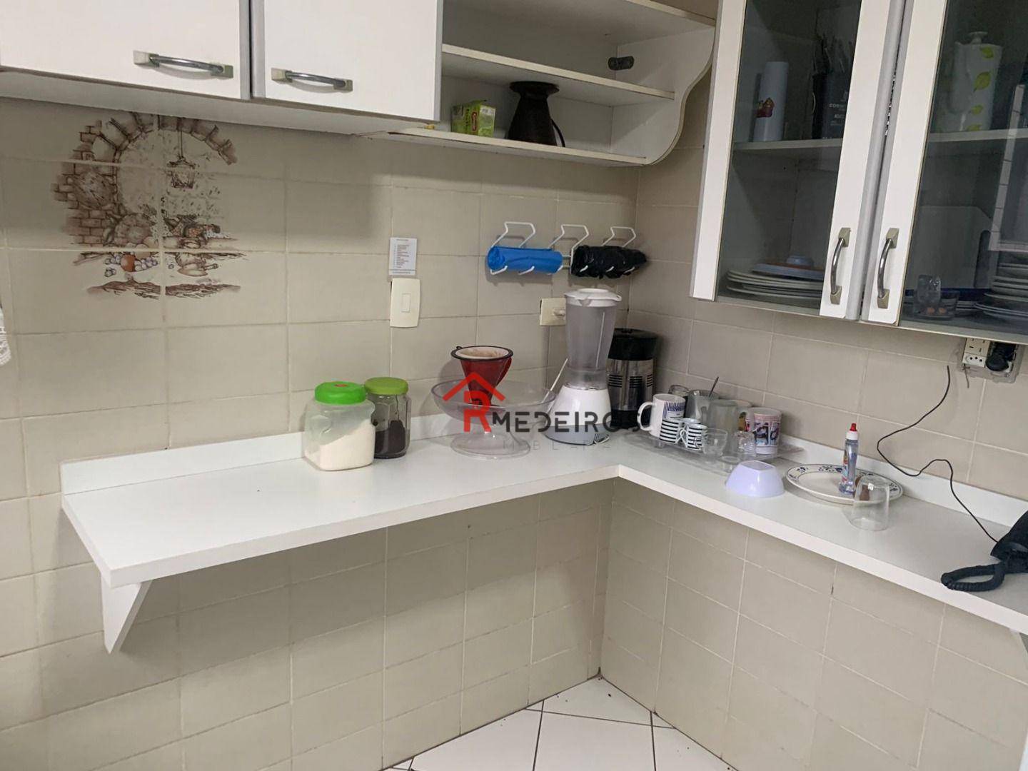 Apartamento à venda com 4 quartos, 232m² - Foto 33